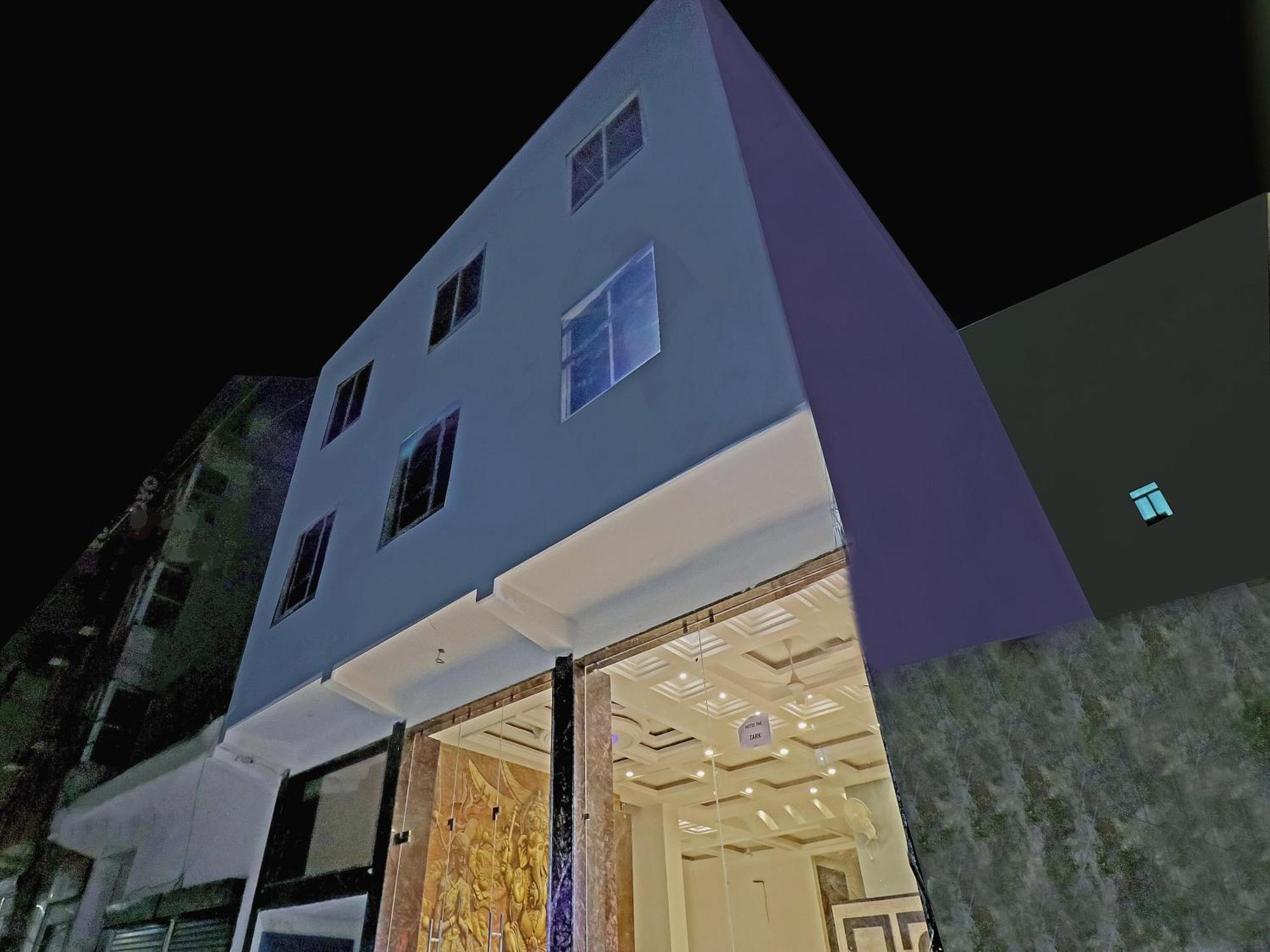 Townhouse Tark Inn New Delhi Exterior photo